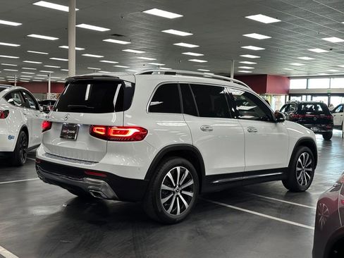 Used 2022 Mercedes-Benz GLB 250 image 7