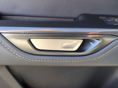 Certified 2025 Lexus NX 250 FWD w/ Premium Package image 14