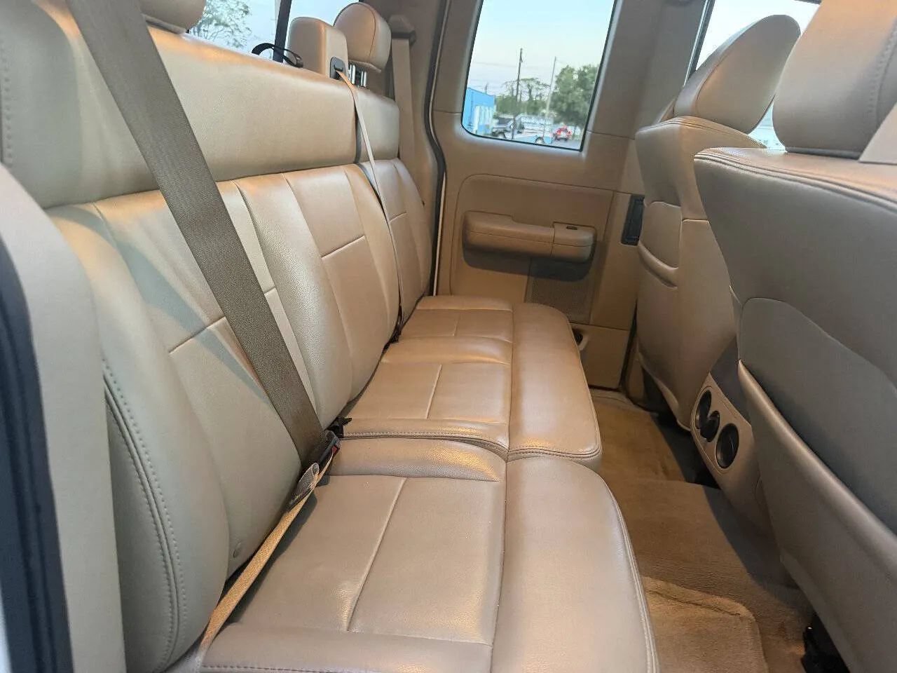Used 2005 Ford F150 Lariat AWD/4WD image 33