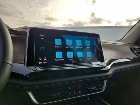 New 2026 Volkswagen Atlas SE AWD/4WD image 12