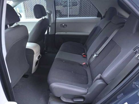 Used 2024 Hyundai Ioniq 5 SE RWD image 6