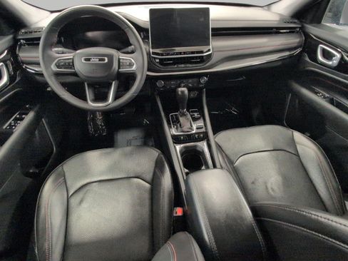 Used 2023 Jeep Compass Trailhawk w/ Trailhawk Elite Group AWD/4WD image 6