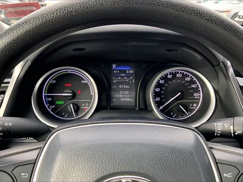 Used 2023 Toyota Camry LE image 27