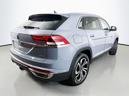 Used 2020 Volkswagen Atlas Cross Sport SEL Premium AWD/4WD image 11