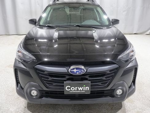 Used 2023 Subaru Outback Premium AWD/4WD image 7