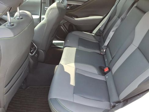 Used 2025 Subaru Outback Onyx Edition AWD/4WD image 14