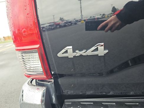 Used 2020 Toyota Tacoma SR5 image 21