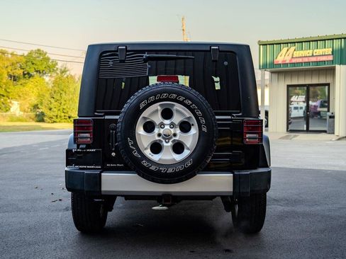 Used 2014 Jeep Wrangler Sahara w/ Connectivity Group AWD/4WD image 3