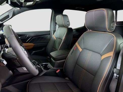 New 2026 GMC Canyon AT4 image 20