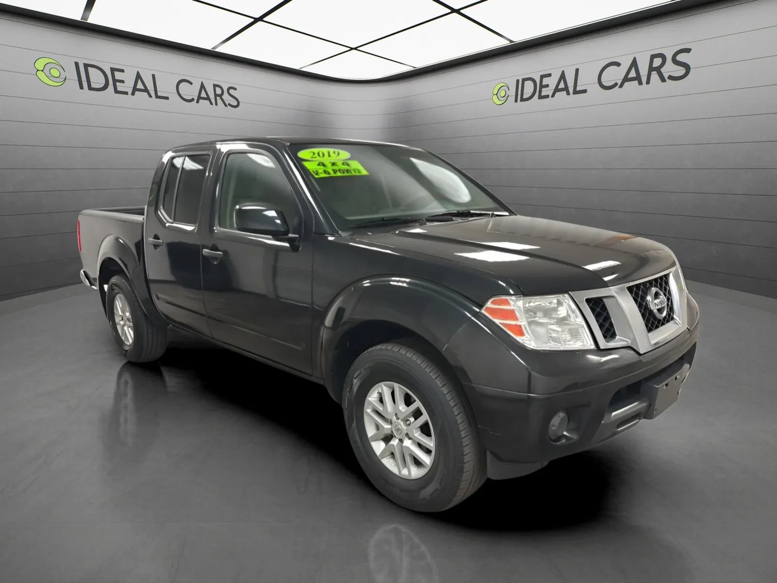 Used 2019 Nissan Frontier SV AWD/4WD image 3