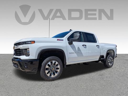New 2026 Chevrolet Silverado 2500 Custom w/ Custom Value Package AWD/4WD image 2