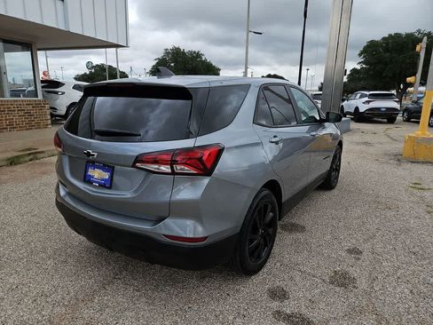 Used 2023 Chevrolet Equinox LS w/ LS Convenience Package FWD image 8