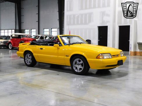 Used 1993 Ford Mustang LX image 5