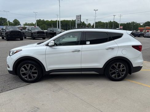 Used 2017 Hyundai Santa Fe Sport AWD/4WD image 8
