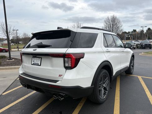 New 2026 Ford Explorer ST image 6