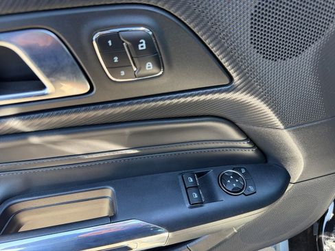 Used 2025 Ford Mustang GT Premium RWD image 21