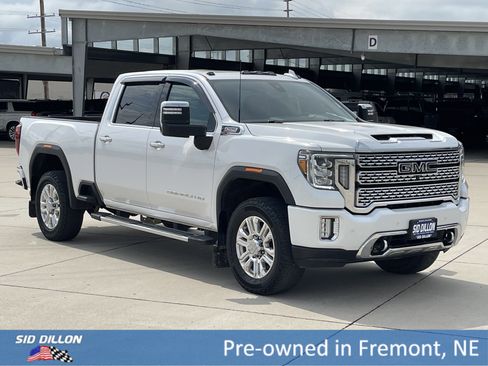 Used 2023 GMC Sierra 3500 Denali w/ Denali Ultimate Package image 12