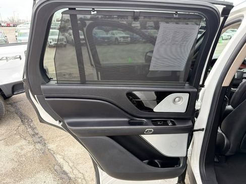 Used 2021 Lincoln Aviator Reserve w/ Equipment Group 202A image 21