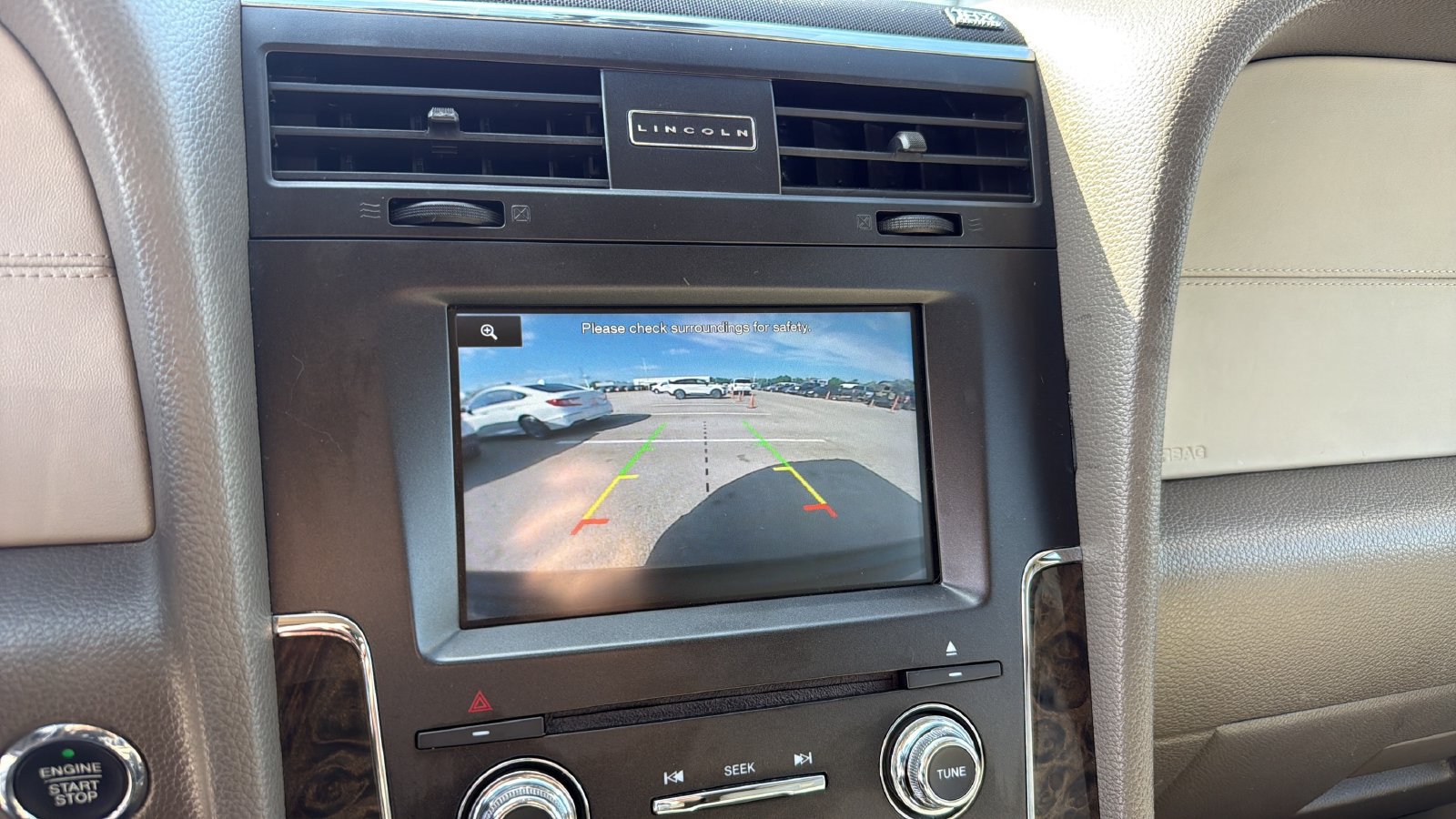 Used 2015 Lincoln Navigator L 2WD image 18