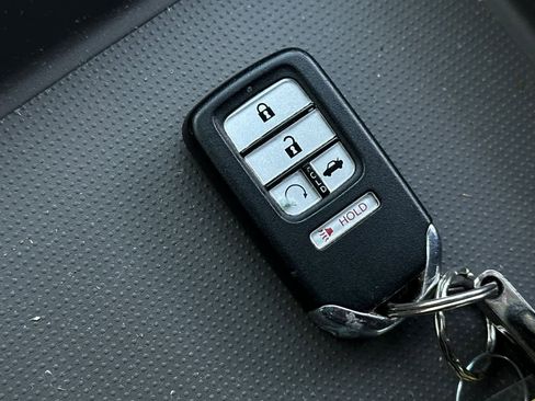 Used 2015 Honda Odyssey EX-L image 23