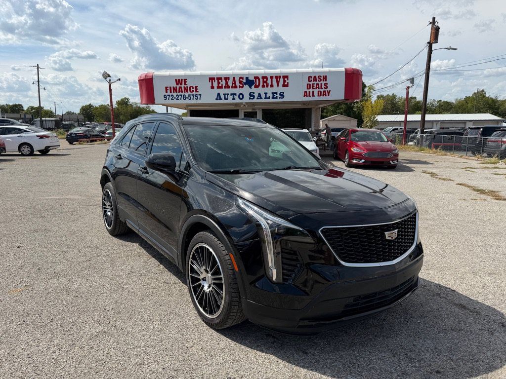 Used 2019 Cadillac XT4 Sport FWD image 1