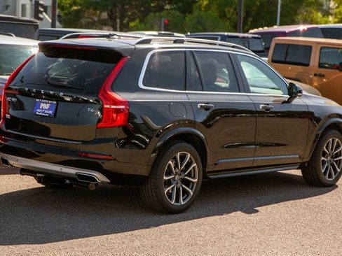Used 2017 Volvo XC90 T6 Momentum w/ Vision Package AWD/4WD image 5