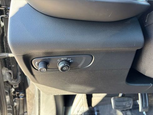 Used 2023 Buick Envision Essence w/ Sport Touring Package image 14