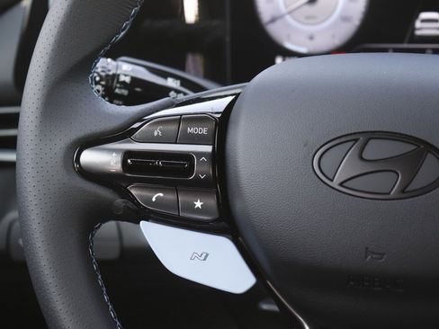 New 2025 Hyundai Elantra N image 16