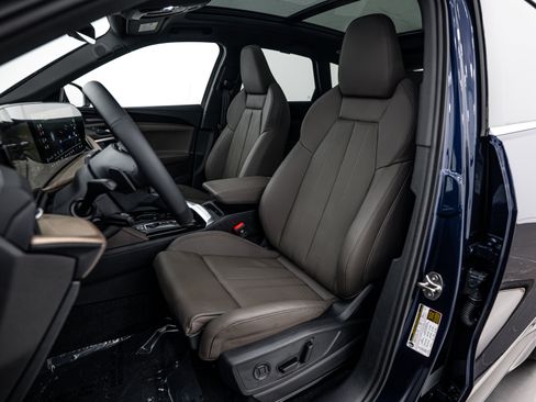 New 2025 Audi Q5 Prestige image 12
