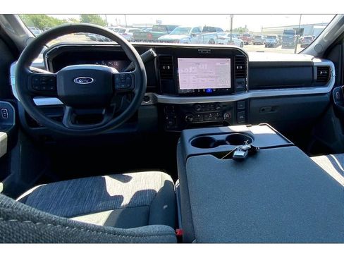 New 2026 Ford F250 XLT w/ XLT Premium Package AWD/4WD image 22