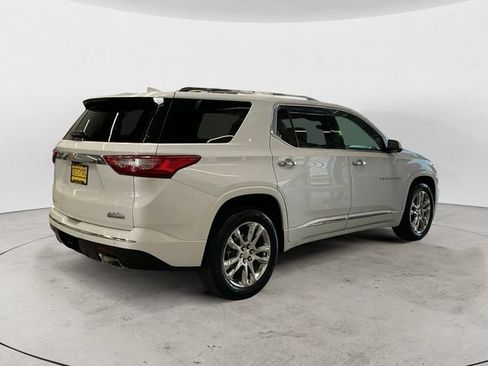 Used 2021 Chevrolet Traverse High Country AWD/4WD image 5