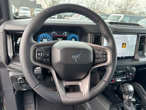 New 2026 Ford Bronco Badlands w/ Sasquatch Package AWD/4WD image 11