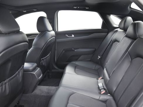 Used 2024 Kia K5 GT-Line image 12