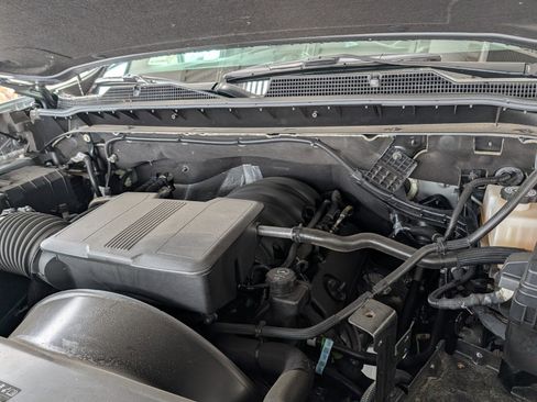 Used 2025 Chevrolet Silverado 2500 Custom w/ Custom Value Package image 23