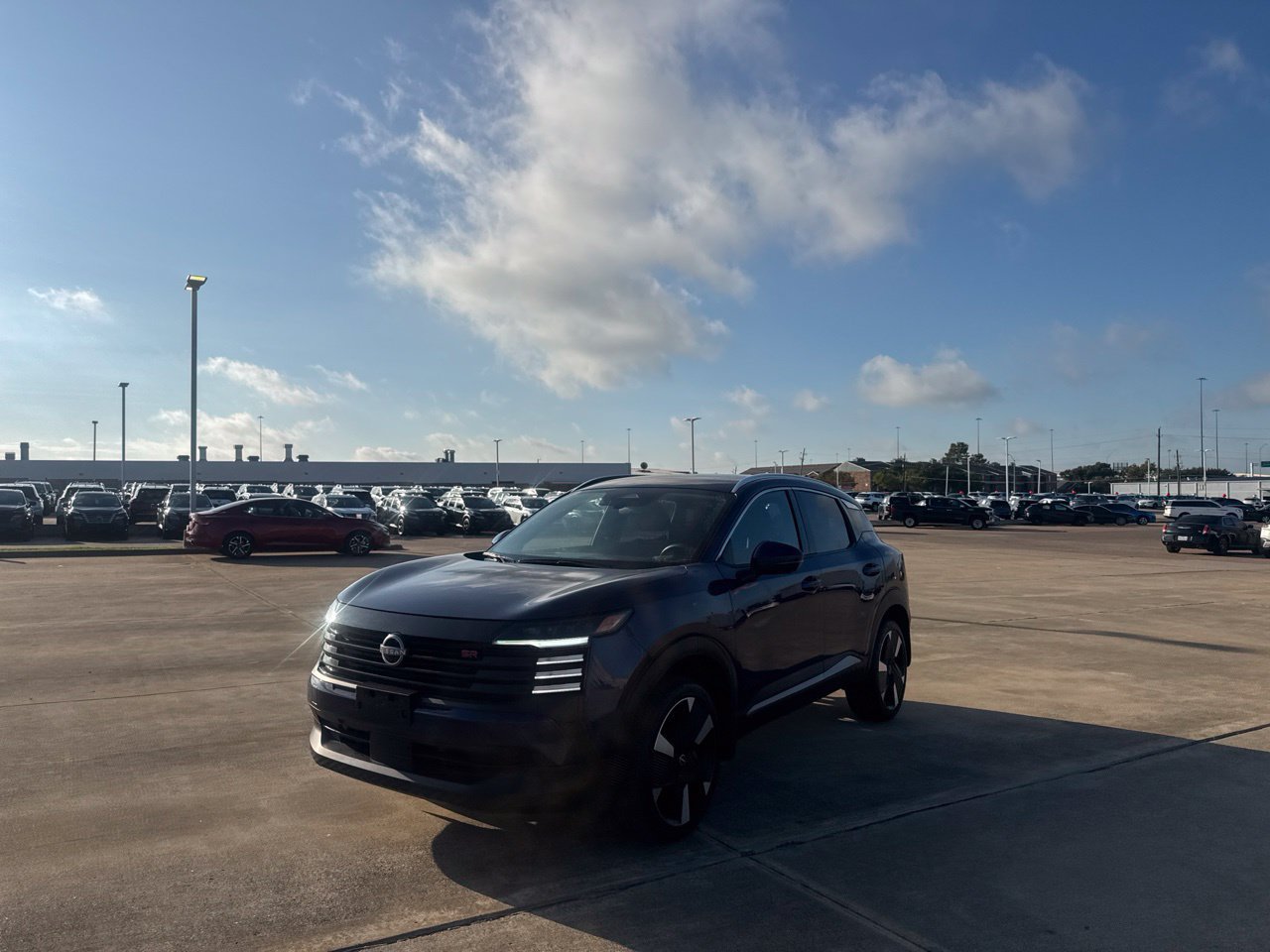 Certified 2025 Nissan Kicks SR FWD image 13