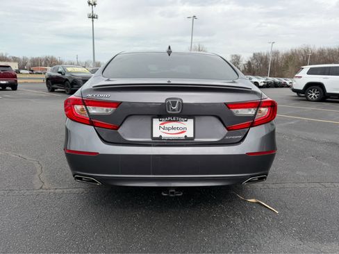 Used 2019 Honda Accord Sport image 6