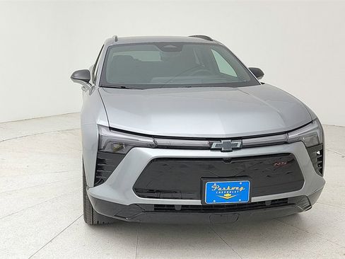 New 2025 Chevrolet Blazer EV RS image 9