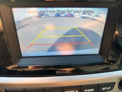 Used 2019 Hyundai Accent SE FWD image 24
