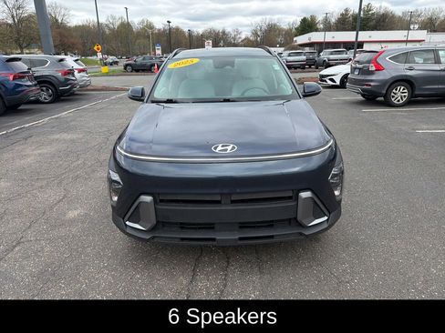 Used 2025 Hyundai Kona SEL image 8