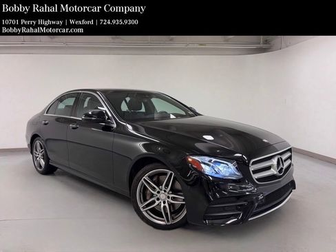 Used 2017 Mercedes-Benz E 300 4MATIC image 1