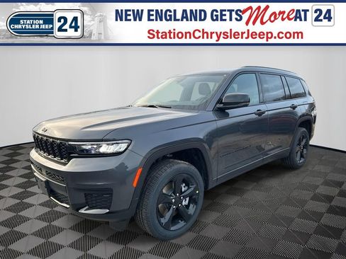 New 2025 Jeep Grand Cherokee L Altitude AWD/4WD image 1