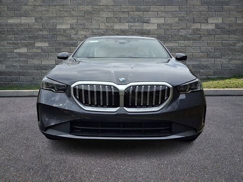New 2026 BMW 530i xDrive w/ Premium Package AWD/4WD image 2