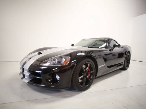 Used 2006 Dodge Viper SRT-10 RWD image 1