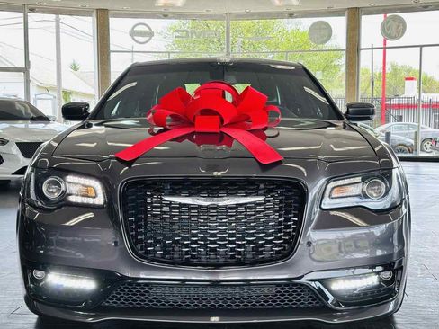 Used 2023 Chrysler 300 S RWD image 19