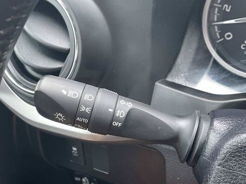 Used 2022 Toyota Tacoma SR5 w/ Technology Package RWD image 25
