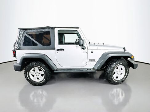 Used 2011 Jeep Wrangler Sport AWD/4WD image 8