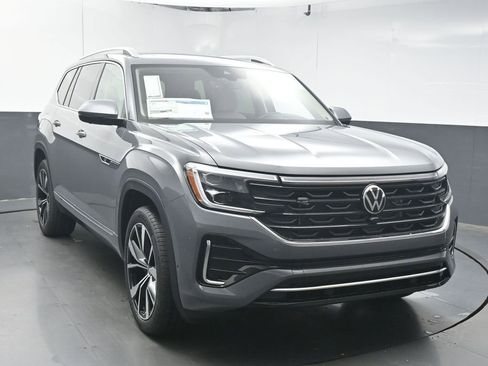 New 2026 Volkswagen Atlas SEL Premium R-Line AWD/4WD image 2