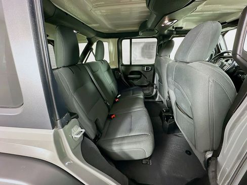 Certified 2021 Jeep Wrangler Unlimited Sport image 38
