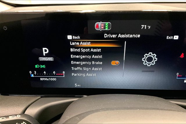 New 2027 Nissan Sentra SR FWD image 30