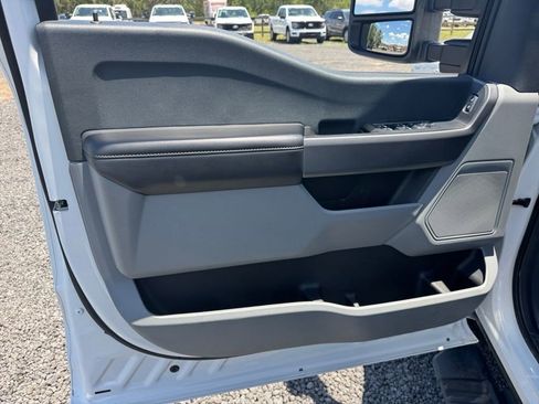 Certified 2025 Ford F250 XLT AWD/4WD image 24